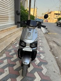 ام عيون • موديل ٢٥ • ٦ بطاريات