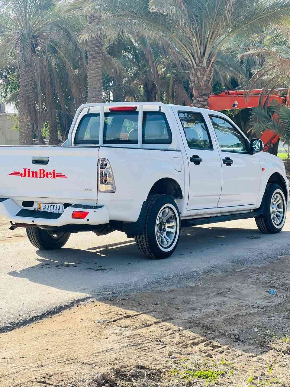 جنبي للبيع السياره نضيفه مال جناي مكفوله من كير ومحرك وشاصي تخم تاير  كهرباءيات كامله السياره به جاملغ مصبوغ رقم بغداد الماني المكان بابل الخميسيه قرب الدولي الاستفسار ***********
