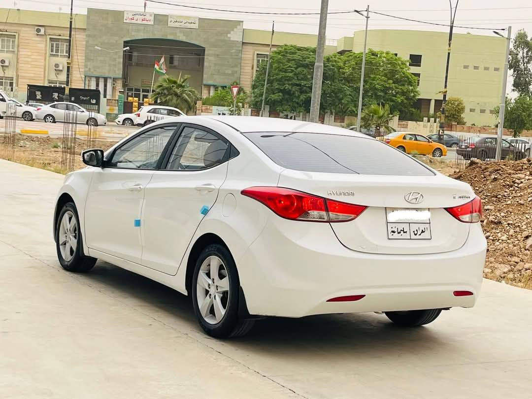 ســـــلام عليكــم 
للبيـــــــع النترا 2013 سليماني
او مراوسه حسب قنـــــــــاعه
صاحب سنويه موجود بطوز
بيهه قطعه ونص جاملغ سائق وربع باب سائق
شاشه ايبات +كامــــــــــره
كيـــــــــر ومحــــرك شرط
حساس خلفي +لايت زنـــــــــون 
تحكم استيرن نضام اسبورت+نشره داخلي 
ويل كروم بــــــــــــــــلادي +تايرات جديد
مكــــــــــــان سيــــــاره طــــــــــــوز خرماتو 
السعــــــــــر 115$
هاتف☎️***********
