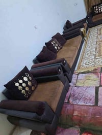 صوفا 8 مقاعد • شهداء شارع الاطلال