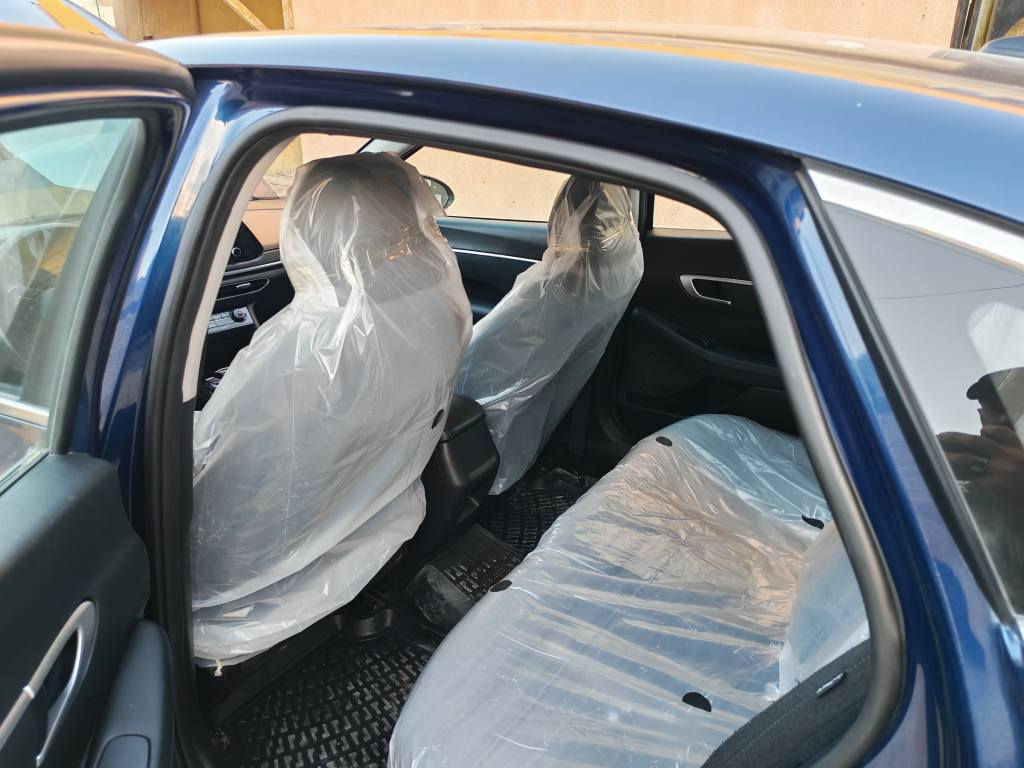 سلام عليكم سوناتا ٢١ ماشيه ٨٣ الف كيلوا بأسمي بغداد مكاني البصره ٣ قطع صبغ بنيد جاملغات اماميه  شرط بدون دواخل لا لغد ولا شاصي جاهزه من جميع النواحي محرك ٢٥٠٠ للتواصل *********** مراوس بأمريكي عادي مكاني البصره السعر ١٦٠
