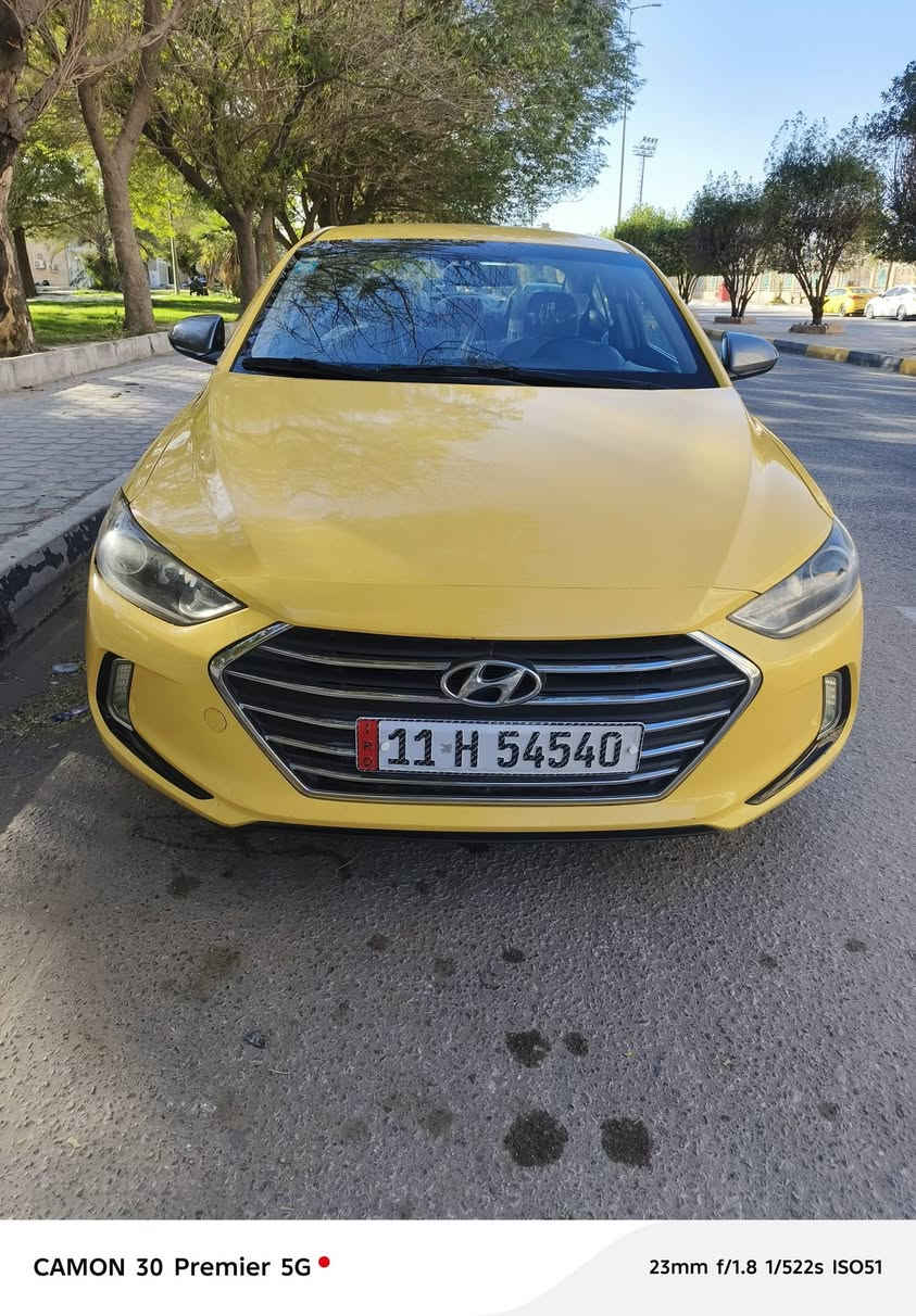 النترا وارد امريكي
مديل 2017
حادثها جاملغ وبنيد بدون دواخل 
محرك 2000 دوش
رقم بغداد بسمي 
السياره جاهزه وجديده واحلى من الصوره 
فول عده الفتحه
السعر 127
مكاني كربلاء للستفسار اكثر اتصل 
***********
