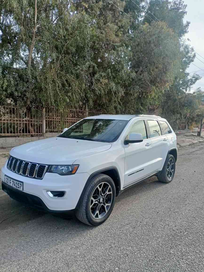 جیب لاریدۆ 2021 دەبڵ ئەکسل مواسەفات لاریدۆ 46هەزار مایڵ ڕۆشتوە سەنەوی ورەقەمی تازەیە سێ پارجەودوپەڵە بۆیاخی هەیە بەبێ ناوگردن پیشی کەپسە دوای دەعامیشی بویاخ نیەئیرباکی سیستەمە وکامل بویدانراوەتەوە بەشەرت
 کۆبۆنی بەنزینی هەیە 
سعری 198معاملە
***********
*********** شمشمل, السليمانية
