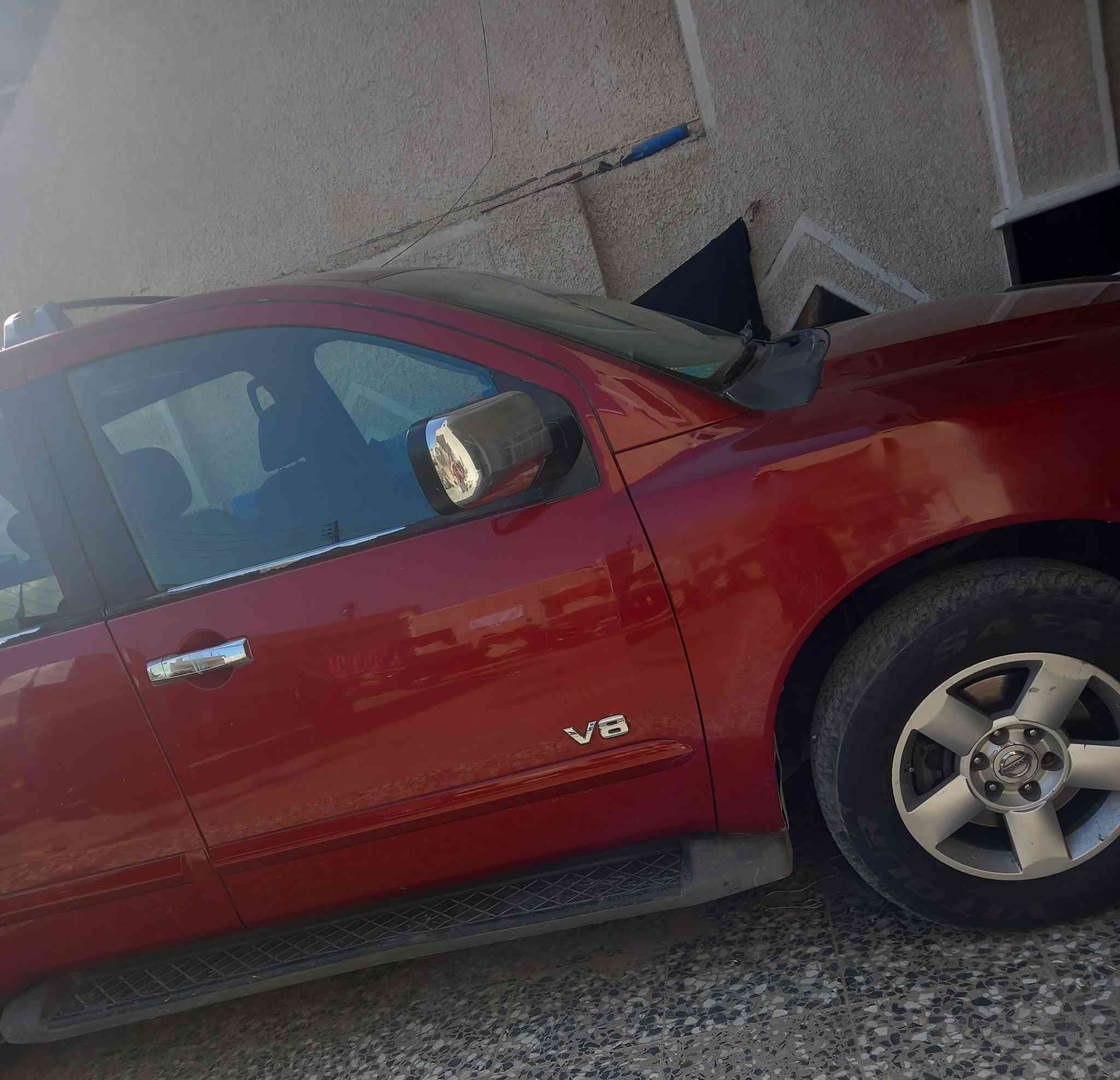 السلام عليكم سياره ارماده موديل 2007باسمي نظيفه بيهه صبغ جاملغ وبنيد البقيه مكفوله  85ومراوس حسب القناعه هذه رقمي ***********مكاني بغداد
