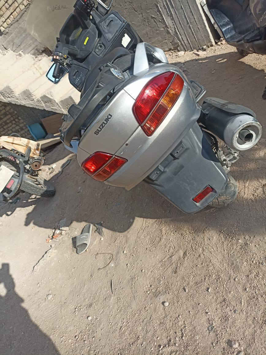 السلام عليكم سكاي ويف 650 فول مواصفات مري شفط جامه تصعد وتنزل اي بيس دراجه نضيفه كهربائات شغاله نكره سلف بكل وقت درجه شغاله بس ماتمشي نقص قايش كير مكينه ناعمه مكان كربلاء طويرج سعره مناسب الله شاهد محتاج   ***********
