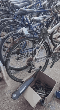 سلام عليكم  الاسعار من 100 لل250 حسب نوع تفاصيل مذكوره بلفديو اخوان ما متواجد على الفيسبوك خابرني لو تراسلني على واتساب *********** وتدلل تحياتي للجميع عنوان نجف
