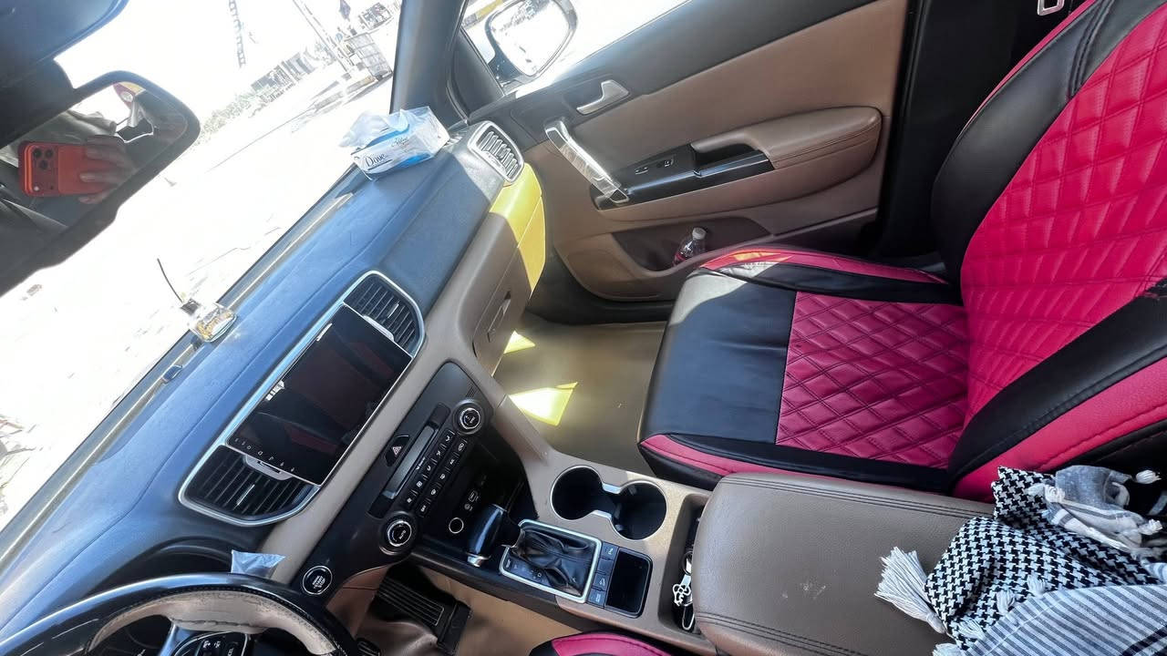 سبورتج موديل 18
خليجي 
رقم بغداد جديد 
مستخدم عداد 150 Km
مواصفات  فول 1/1 
مكينة 2.0
داخل جلد حمصي 
بصمه تشغيل  
بانوراما 
يدات نيكل 
مري كهرباء 
تحكم ستيرن  
حساس امامي 
حساس خلفي 
درايف مود 
تبريد قطعتين 
السعر185
المكان واسط 
رقم الهاتف 
***********

