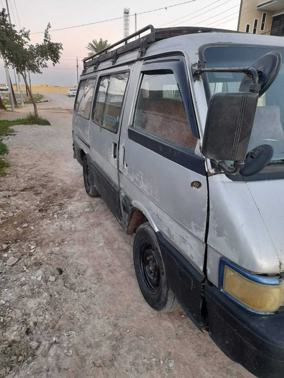 السلام وعليكم كيه بسته 95سنويه 29سياره شواصي وكير ومكينه مكفوله سياره بلاديه بس جارده ***********سعر 30وبيهه مجال قليل سياره مال خبزه مكان سياره بعقوبه بهرز
