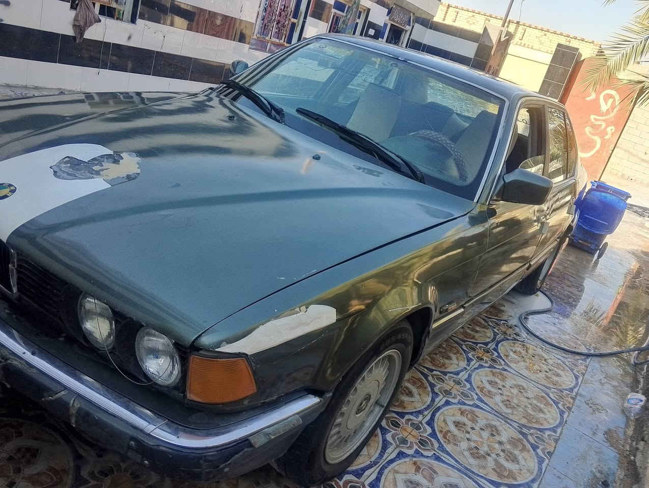 سلام وعليكم  بيم 735  سياره حلوه مكينه وكير  بل جيس  300مكينه  سنويته مخلصه  سياره  كفاله من كص ونقل الحثه  من ضربه القويه   العلم ماندل  ابو سياره سيارع اتهد اصولي ميه من ميه بس ماندل راعيه  سعر 22 وبيه مجال  رقم الهاظف *********** مكاني بصره
