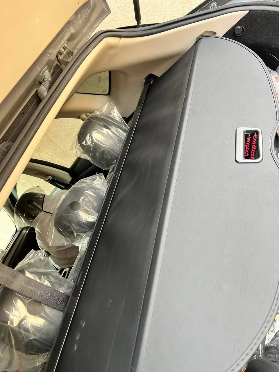 السلام عليكم 
تم توفير برده صندوك مورانو 2023 
متوفر جلد أسود وقماش اسود
75 الف شامل التوصيل 
للحجز مراسله الصفحه


**إذا كنت صاحب هذا الإعلان وتريد حذفه لأي سبب، رجاءا أرسل رسالة إلى الدعم الفني**