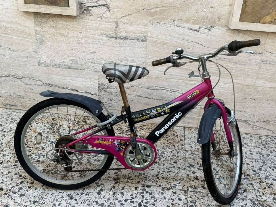 السلام عليكم
بايسكل حجم ٢٢
بانا سونك (Panasonic ) بالة اصلي للبيع 
بدالة ٦ نمر 
بايسكل بحالة ممتازة تايرات جديدة 
سعر ٦٠ وبي مجال 
للاستفسار (***********) واتساب
