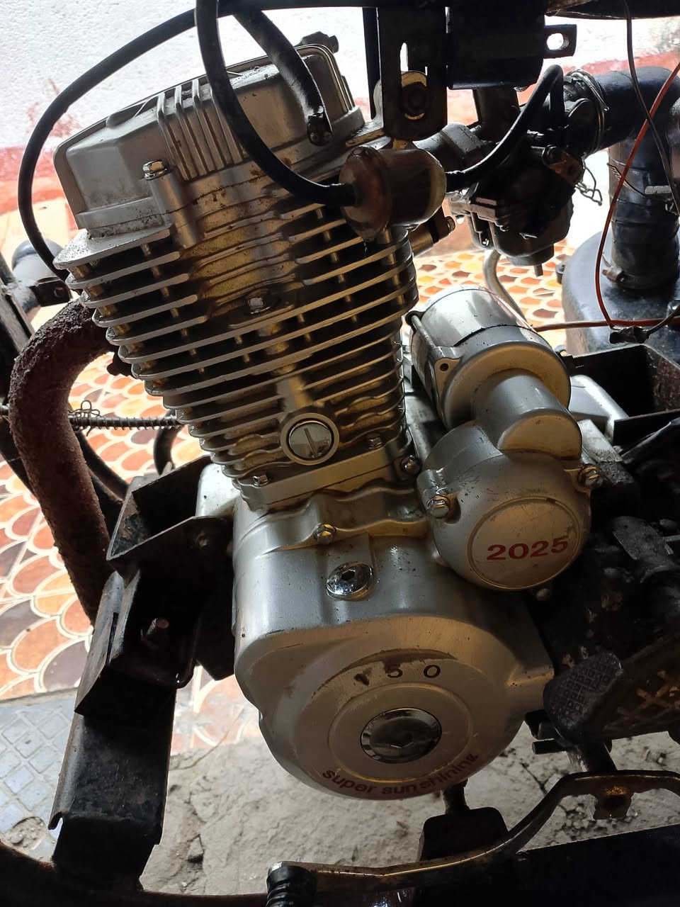 سلام عليكم ستوته امتيار البيع اكسن صقر ومكينه صقر 25 تخم تاير جدد 3ووياله جدد ودبلات جدد وبدي جديد شاصيهه قطرت الحيم ما بيهه ولاخياس  ستوته كلك وسويلك مكاتبه عن سرقه وعشائر سعر 450 مكاني دغاره ***********
