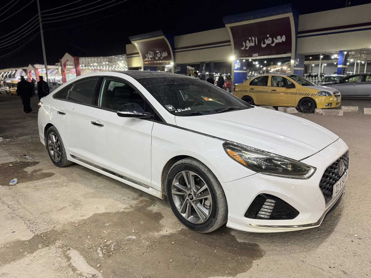 للبيع 🚘سوناتا
سيارة موديل 2018 شكل 2020
حادث خفيف بالبنيد لا شواصي ولا لغود
الجنطة مبدلة بالعراق

المواصفات:
 • فول كامل
 • واحد على واحد
 • جاهزة من كلشي
 • مكينة شرط
 • كير شرط
 • حدادة وتبريد ممتاز
 • بني رامة واحد على واحد

السعر: 12,800

📞 رقم الهاتف: ***********
📍 المكان: النجف
