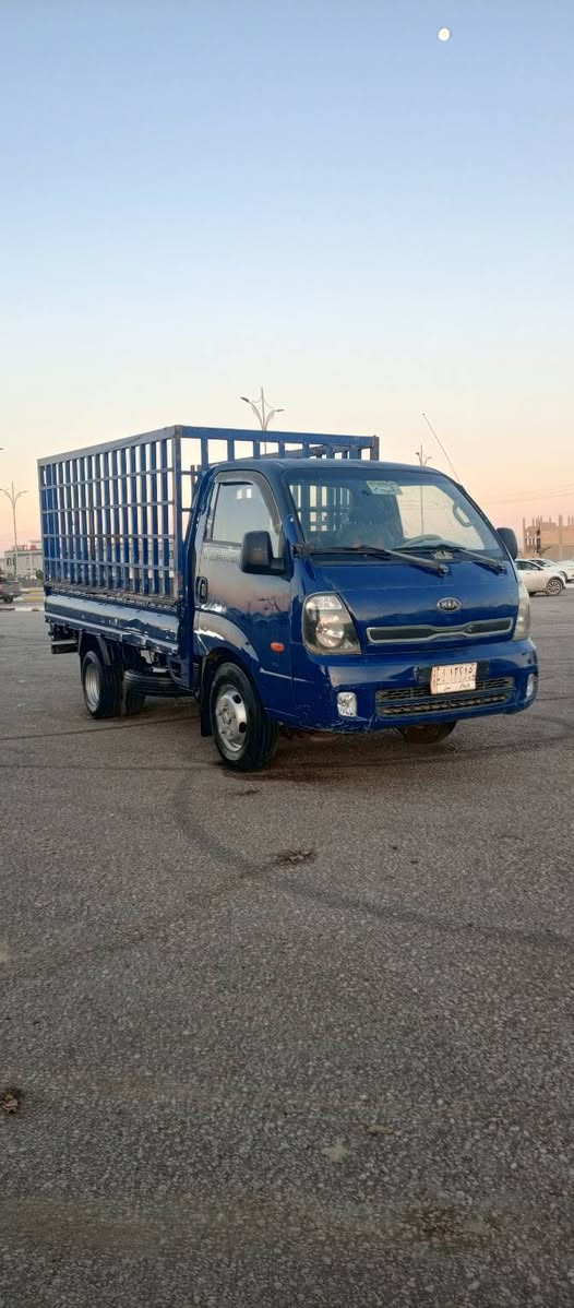 سلام عليكم كيا فحل مسكر 7 كير موديل 2012 رقم كربلاء مكفولة من الحادث والتبديل مشروع وطني محور تاير خلفي 14 مكينا كير شاصي مكفولاات كهربائيات كلها شغالة سيارة جديدة مكان السيارة كربلاء السعر 90 للاستفسار ***********
