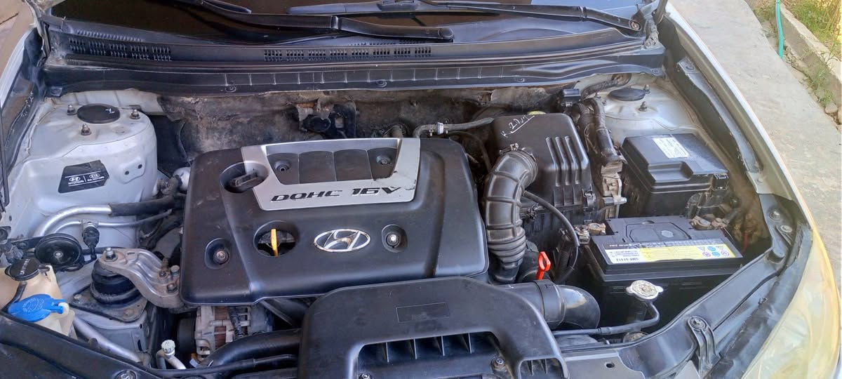 السلام عليكم
اخوان افانتي 2007 للبيع قطعه وحده صبغ
باب السكن فقط رقم بغداد بسمي
سياره فول مواصفات خليجي تبريد تدفه
كله شغال تخم تاير جدد صدر نص عمر
السعر ٩٥ وبيه مجال للستفسار
***********
