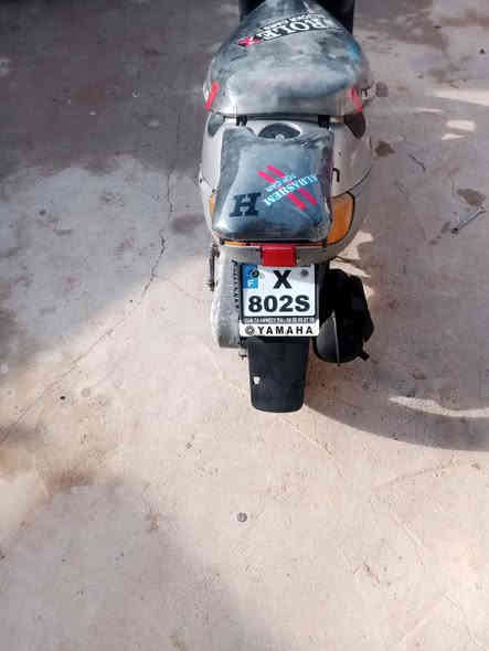 ماطور بوتين للبيع
اشاره شغاله سلف شغال بس يعوز باتري 
كلجات كامله مصرف بانزين قطاره 
السعر 260 وبي مجال  
***********
