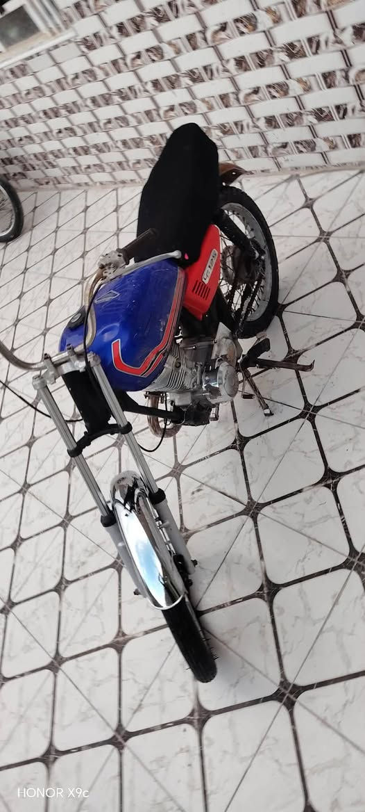 السلام عليكم دراجه اربعه كير البيع كلك مكفولة من السرغه كفاله عامه مكاني نجف السعر200وبيها مجال وسويلك مكاتبه بيها***********
