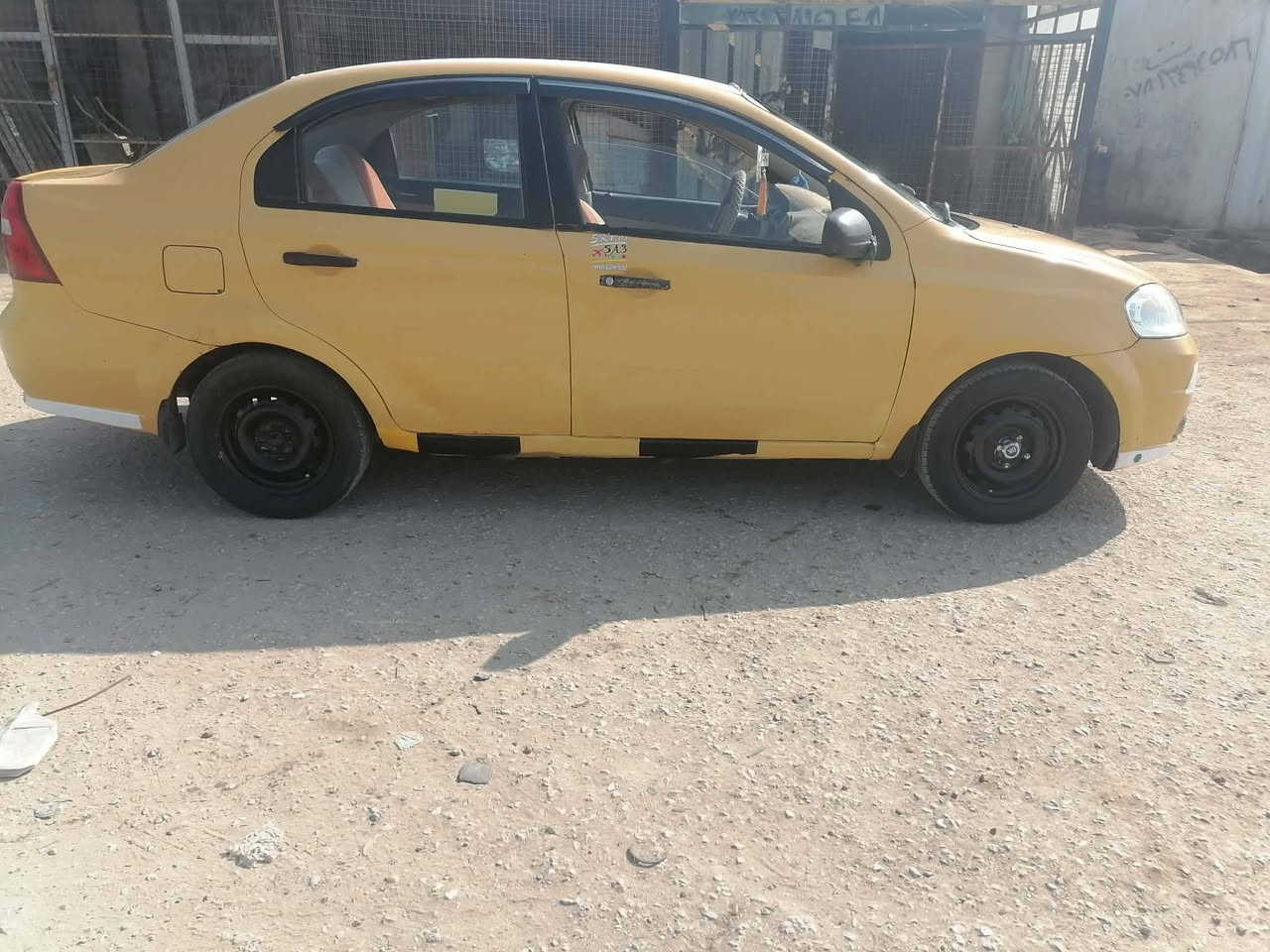 سلام عليكم افيو موديل 2007 مكفوله.  محرك گير شرط رقم قادسيه السنويه ل28مداور ثاني يوم. سعره 38وبيه مجال حك الجيه. مكانه السماوه الرميثه قضاء الهلال. ***********
