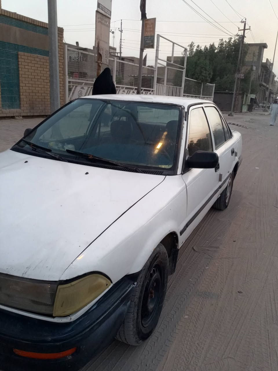 سياره كورلا موديل ٩٠ للبيع السياره بااسمي التحويل ثاني يوم الرقم انكليزي السنويه ل٣٠ السعر٣٨ بيها مجال رقم الهاتف *********** مكاني بابل حله مركز
