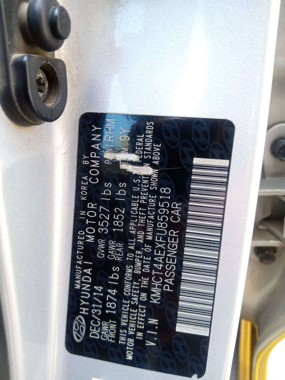 مكان السياره ديالى خانقين 
سلام عليكم سياره اكسنت 2015للبيع وارد امريكي ضربته (بخشم البنيد والجامرلغ ومصلح نفسه) السياره كله ليبل واحد بدون اي تبديل او دواخل محرك 1600كير كفاله شاصي ولغود كفاله تبريد وتدفئه كفاله صدر امامي خلفي جديد سياره خير من الله تخم تاير جديد سياره مكفوله كفاله  عامه فول مواصفات سنوية سنوية2027سياره مصفره هيئه وغرامات مكان ديالى خانقين رقم الهاتف ***********
