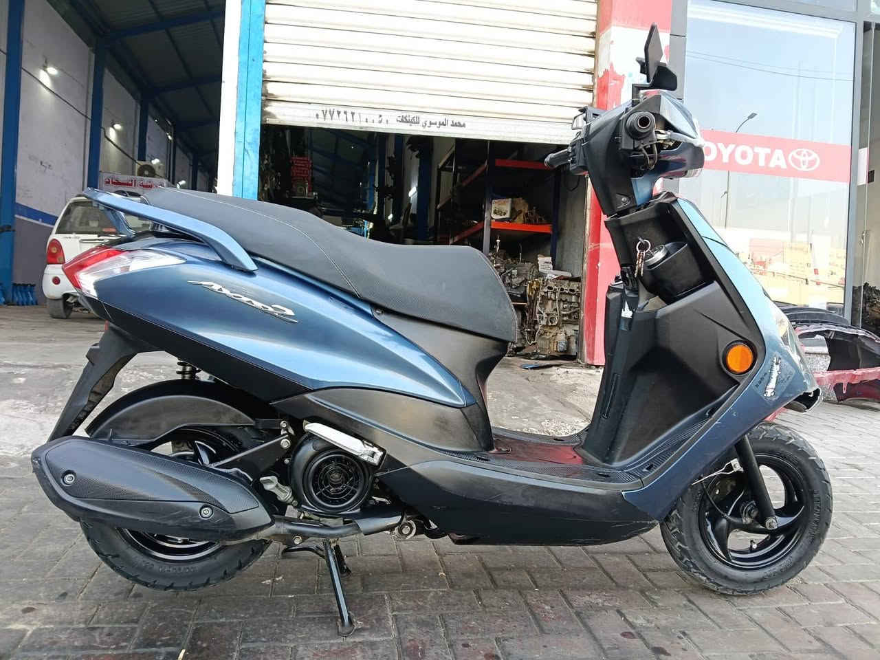 السلام عليكم للبيع  دراجه لكزز حيث z مال رنبهةصرله شهرين عندي دراجه مابيه اي نقص  لون مميز  
ريديه  1,350      مليون 350 الف  بيهه مجال عنوان الطالبيه قرب الفلكه 83
***********
