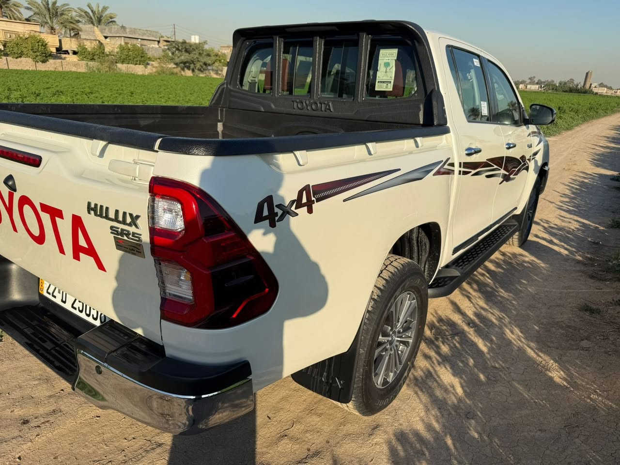 سلام عليكم للبيع هايلوكس فور ويل 
موديل 2022 سعودي. 
مكفوله ماعده شخوط قليله
فووول مواصفات 
ماشيه 72 الف
سياره جديده بمعنه كلمه 
مكان السياره بغداد  
السعر 325
  0751 272 4778‬
‭   0771 367 2684‬مصطفى
