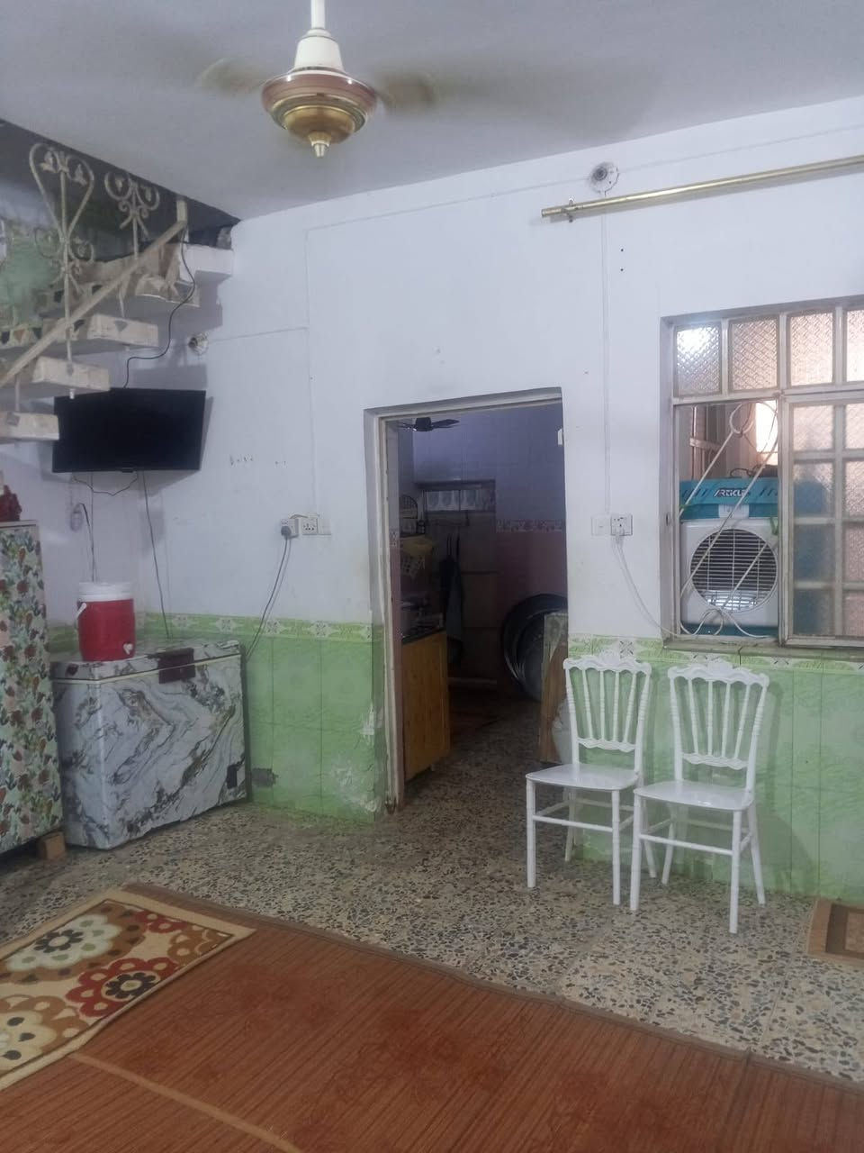 دار بمساحة ١٠٠ متر شارع القادسيه جهة الدبينيه شارع معرض ابوهبه غرفه وصاله ومطبخ وصحيات قريب للشارع العم سعر ٣٣ مليون للاستفسار الاتصال
***********
دار بمساحة ١٠٠ متر شارع القادسيه جهة الدبينيه شارع معرض ابوهبه غرفه وصاله ومطبخ وصحيات قريب للشارع العم سعر ٣٣ مليون للاستفسار الاتصال
