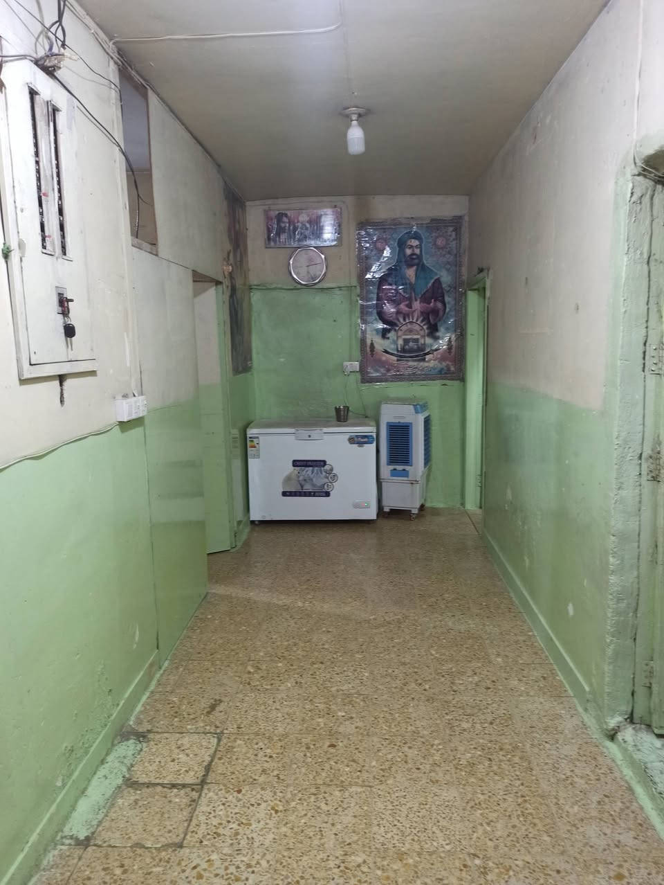 السلام عليكم
بيوت تجاوز ..

يوجد بيتين بيت بصف بيت 
في الكاظميه جكوك شارع الحسينيه 
مجمع قمر بني هاشم 
السقف كونكريت ارضيات كاشي وسراميك 
خدمات كله رئيسي مي مجايري كهرباء 
تبليط  سوق قريب مدارس قريبه 
للبيع فقط ...
تواصل 
***********
ملاحضه اخوان بيت جبير وبيت صغير 
سعر البيت الجبير 25 وبي مجال بسيط 
وسعر لبيت لثاني 18 وبي مجال بسيط
