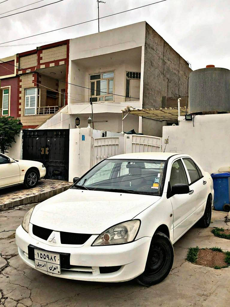 لانسەر 2008
سپی بەفری 
تەماتیکی مەکینە بچوک
سەنەوی و ژینگە و ڕێگەوبانی تازەیە تا 2030
چوار جام کارەباییە
هیچ دەعم و جەمپی نیە  نیە تەنیا 5پارچەی کاڵ بۆتەوە بۆیاغ کراوەتەوە 
سەیارەکە نمونەیە لە جوانی و ناو داشبۆردی وەکو بیلادی ماوەتەوە 
کۆبۆنی بەنزینی کەرکوکی هەیە
تەبردید سارد و گەرمی بەشەرت 
چوار تایەی تازەی لەسەرە
0750 889 4767 كركوك, العراق
