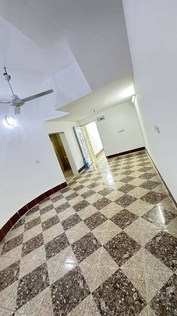 الاعلان
          🔶 تميــــــــز بـعـــــرض عقـــــــــــــــــــارك معنا 
                و دع لنا التسويق والتصوير باحترافية 🔶
🟠دارسكني             طابو باسم شخص واحد
🟠المساحة :               150م واجهة 6م
🟠العنوان    الواسطي خلف لواء 61 على شارع 15
🟠  طوابقين منعزل   4 غرف نوم استقبال ومطبخ   
     يصلح لعائلتين.   وبي وارد شهري للاستثمار
    سعر          175 بي مجال 
-------------------------------
للمزيد من المعلومات مراجعة مكتب السدرة للعقارات  والمقاولات 
العنوان حزيران شارع النخيل مقابل افران الجزيرة
او الاتصال على ارقام.                
6669959 0770📞 احمد وهاب
***********📞 ابو عبدالله 
#السدرة_للعقارات_والمقاولات
