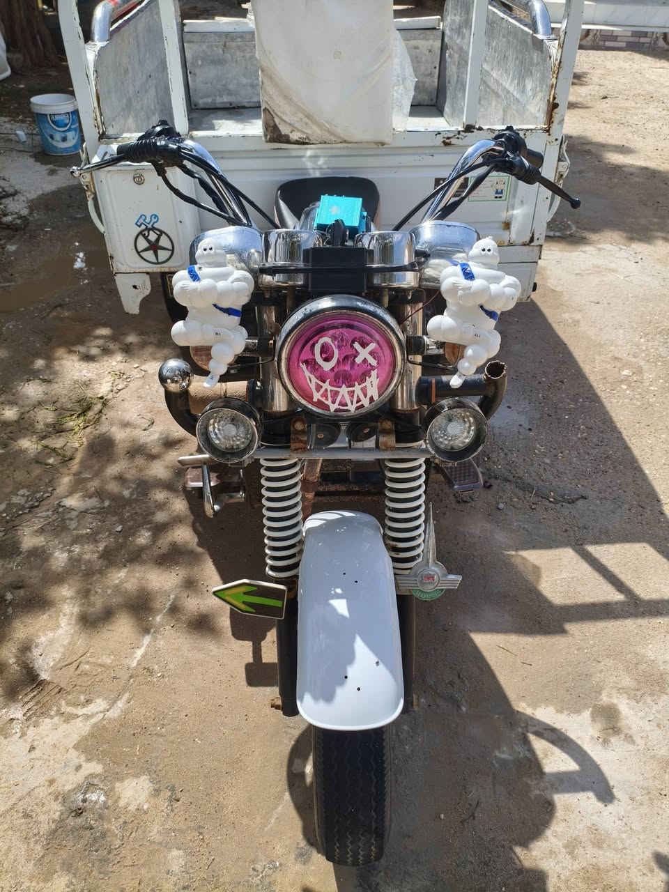 سلام عليكم ستوته البيع موديل 21 مفتوحه بس وبشه وبستم السعر مليون 850 بيه مجال اوراق و جاهزه كهربايات كله جديده  وشراي يتصل ***********
