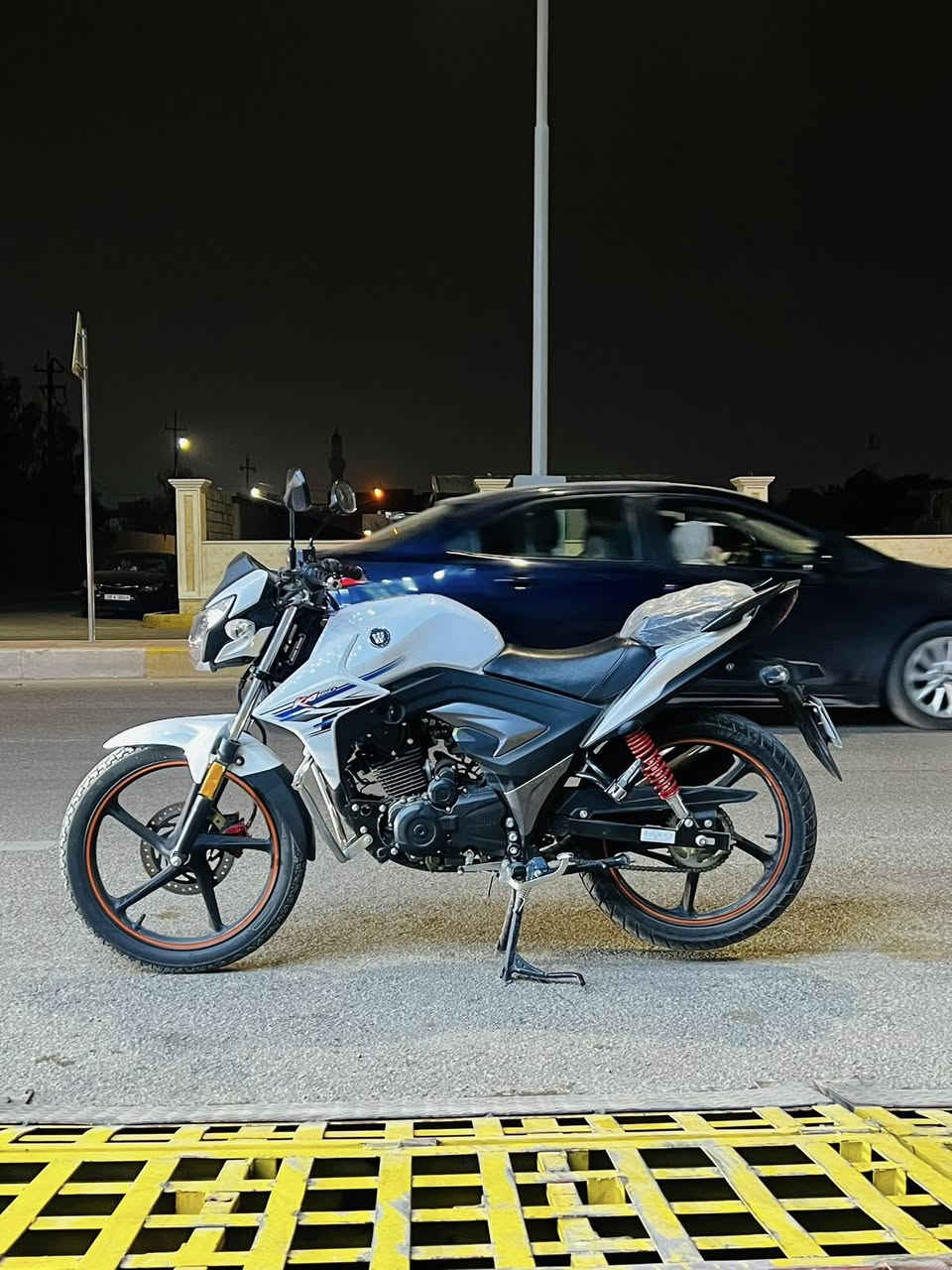 بسم الله الرحمن الرحيم
السلام عليكم هاوجي بطح جديد بل جيس شوفت عينك بلصور وبلحقيقه بعد احلى ماشي 4000 السعر 18 وبي مجال حك الجيه مسجل رقم وسنويه رقم اجنبي للتواصل ***********
