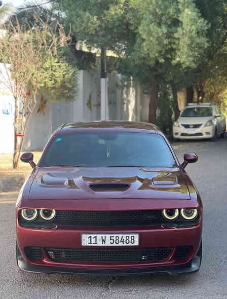 سلام عليكم 
جالنجر 2023 R/T لاست كول (النداء الاخير )
سياره SUPER TRACK PAK بلاك توب 
سياره دخول جديد قبل ثلاث اشهر دخلت ؏ الكمرك الجديد 
سياره لون مميز كرزي 🍒
حادثها سطحي بـس بنيد 
يعني قطعه وحده صبغ بدون شاصي وبدون لغد وبدون دواخل حته الماصدات نفسهن مشدودات 
سياره ماشيه 14 الف يعني بعدها بوضع الشركه سياره جديده بمعنه الكلمه ريحه الوكاله بعدها بيها 
كير مكينه حداديه تايرات كله مكفول بوضع الشركه بعده 
موصفاتها 
‏-SUPER TRACK PAK
-دبلات امامي وخلفي اصفر مال سكات باك
-اكسل مال سكات باك 
-شاشه كبيره 
-كامره دواره
-سماعات ALPINE
-حساسات خلفيه 
-كشنات حضن 
-كرسي السايق كهرباء 
-تدفئه بلكشنات وبلستيرن 
-هيترات بلمري  
-شفتات  ستيرن 
-قطعتين تبريد 
-جام وتو 
-فول تحكم ستيرن
-كروز مال سرعه 
وبعد بيها هواي مواصفات  
سياره جديده بعدها ستوك مملعوب بيها بوضع الشركه ريحه الوكاله بيها 
رقمها بغداد بسمي 
مكان بغداد صليخ ال600
إჂ̤ ستفسار ***********
