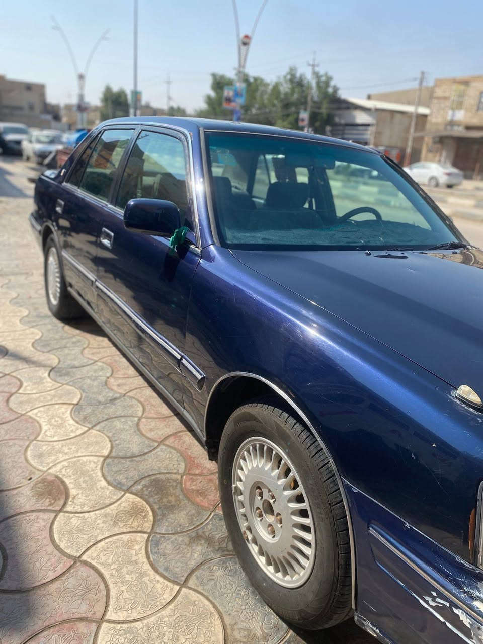 السلام عليكم. السياره راس الثور موديل 98 تكم مداور ثاني يوم سنويه بسمي محرك وكير جدد كفاله عامه السياره موجوده بناصريه اي ستفسار تصل ‏‪***********‬‏.
