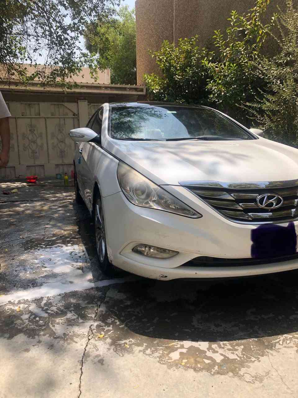 سوناتا 2011خليجي مضلع  مكينة 2400دوش ماشية157 الف كيلو قابل لزيادة مكينة وكير كفالة عامة سونارها موجود السياره فول لتواصل ‭0770 567 0781‬
مكان السياره بغداد البياع 
السعر 115$
