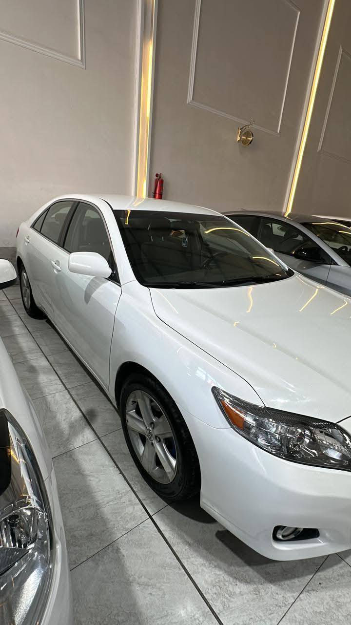 كامري 2011 بيه مكانين بارد وشبر صبغ بالدوسه والباقي مكفو عنواني كركوك ***********
