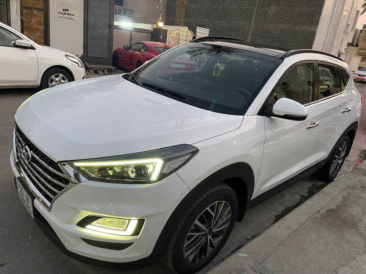 توسان 2019 خليجي رقم بغداد دولي هزه وسنويه جديده
بصمه - ترحيب  - بانوراما -حساس امامي وخلفي 
اريل نفكَيشين شاشه ابل كار بلي - شاحن لاسلكي - مثبت سرعه كروز - فول تحكم مقود - دبل ايرباك - لد نهاري - هند بريك بالقدم ( محرك وكير وحداديه وتبريد على وضع الشركه ) السياره مكفوله  ماعدى شخط بالجاملغ الخلفي مصلح بالكرت وبارد بسيط بنفس المكان السونار موجود بلمنشور ماشيه 56 الف وشويه 
العنوان : بغداد حي القادسيه 
السعر 208 
الاستفسار خاص او الاتصال ع الرقم ***********
