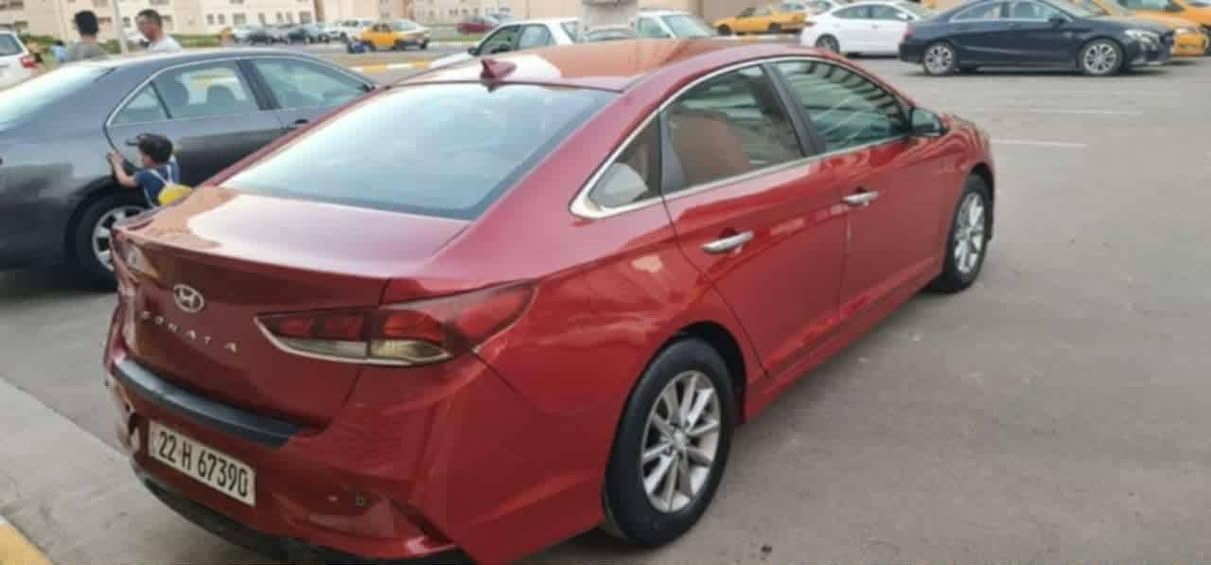 السلام عليكم سوناتا موديل ٢٠١٩ رقم أربيل الجديد للبيع 
حادثها صندوك وباب مبدل نفس اللون بالعراق ماشيه ٩٨ وقابل للزياده سونر موجود السعر ١١٥ وبي مجال بسيط مكان السياره مجمع بسمايه السكني للاستفسار الاتصال *********** بغداد, العراق
