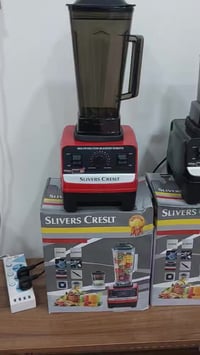 رمضان كريم 🌛 صحة وعافية عليكم زبائنا الكرام  مثل ما عودناكم على العروض...