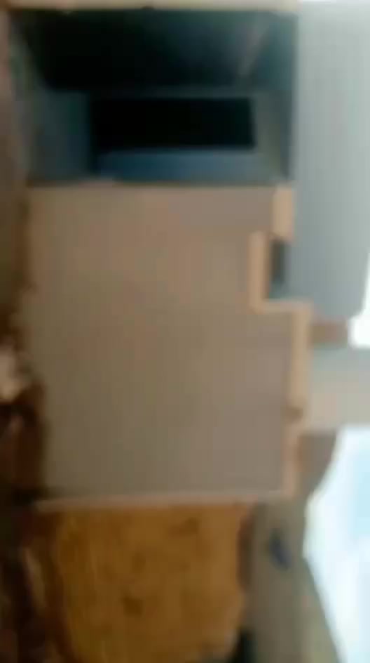 مشتمل 120 متر بحي الحكيم نزله بني تميم قريب علا شارع 30 قرب مدرسه الكرويه غرفه وهول ومطبخ وستقبال وصحيات داخليه وخارجيه وغرفه فوك ما كامله سند 25 مسجل بلديه بناء بلوك لاساس رفته
خدمات ماي كهرباء مولد 
ثاني بيت عن الركن السعر 31 بيه مجال 
***********
