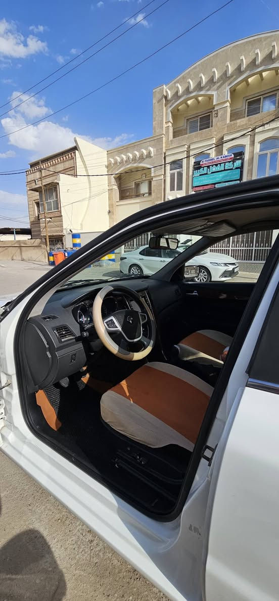 سمند دنا للبيع موديل 2022 كشنات كهربائي مثبت سرعه شاشه بلوتوث حساسات اماميه حساسات خلفيه تحكم ستيرن مري شفط اشاير بالمري تبريد قطعتين داخل صاج كامره خلفيه ويل كب محرك 1,700 السياره أقساط سنويه 2029 كلشي شغال على وضع الشركه السعر 80 بي مجال 
***********
