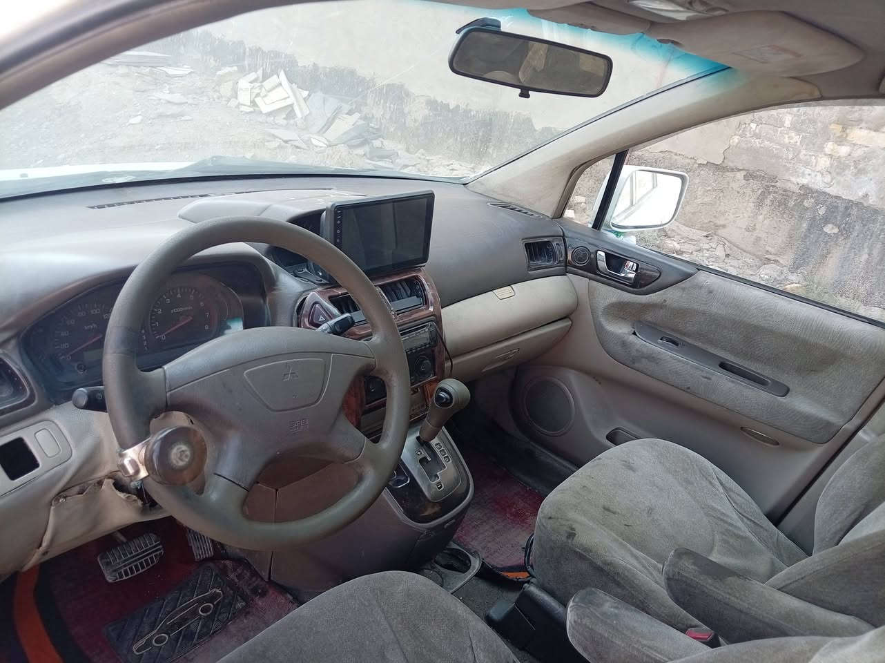 سلام عليكم
للبيع مستيبوشي شيراتون موديل 2008 رقم بغداد مكان سياره واسط رقم انكليزي وهزه جديده سياره شرط كفاله بدون تبديل عوزه ترتيب بسيط وللاستفسار أكثر اتصل ع رقم ***********
سعر ٥٥ وبيه مجال
