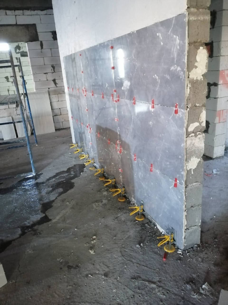 السلام عليكم
لكافه أعمال التطبيك والديكور
مرمر بورسلين كاشي كرانيت سيراميك
أعمال الكلو الماده اللاصقه
اعمال الأسمنت
أعمال الصمغ
لأعمال الكرسته والعمل
أو فقط العمل
***********
