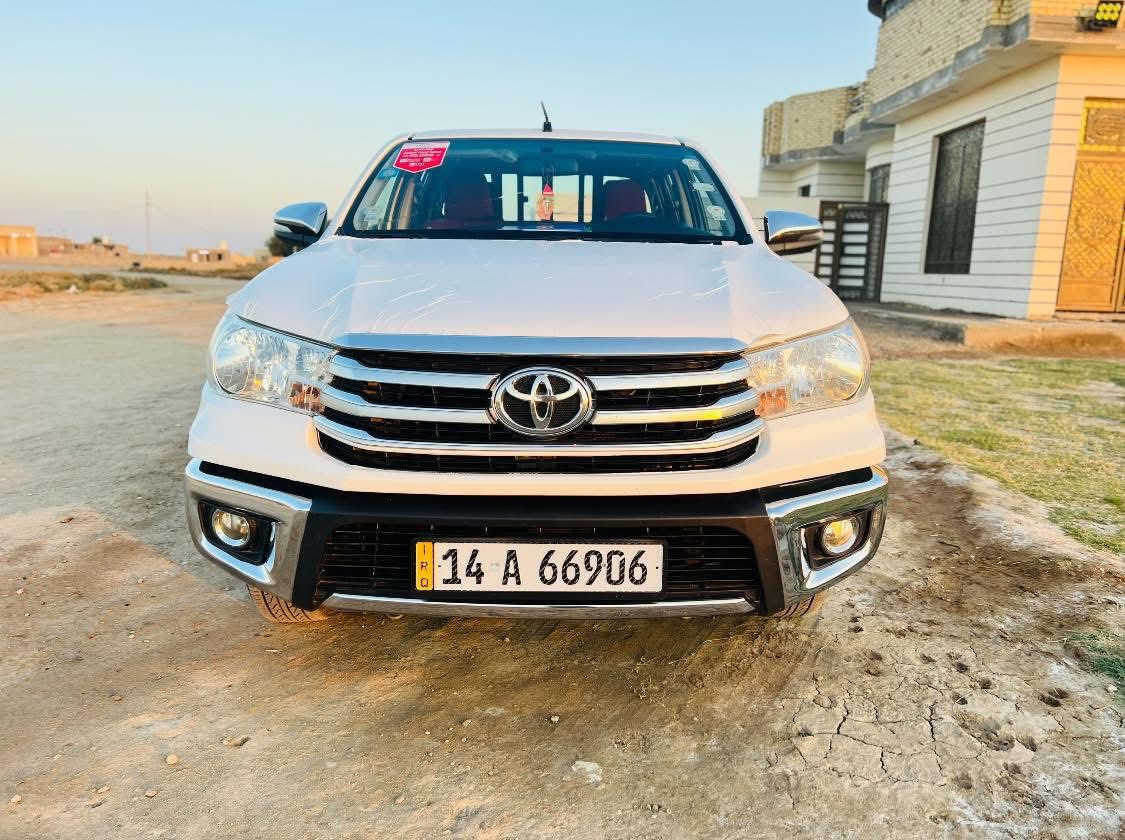 السلام عليكم هايلوكس ٢٠١٨ ساز  ماشيه ١٤٠ رقم بصره بأسمي كفاله من الضربه والتبديل العنوان ناصريه قضاء الشطره هـ***********
