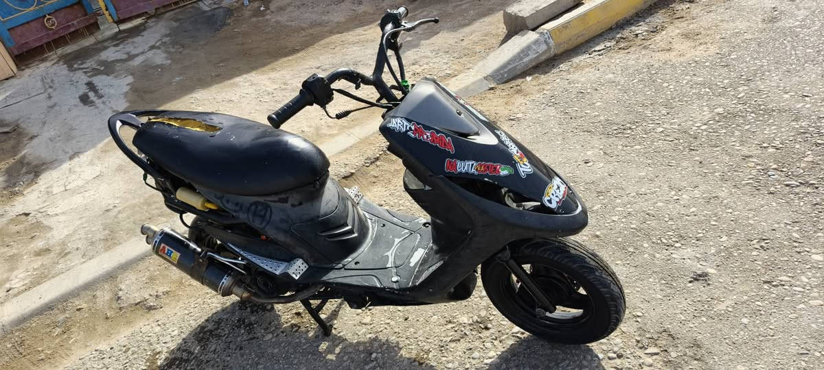 السلام عليكم دراجه ماكس مال لعب اغراضها موجوده كفرات موجودات اوراق دراجه فول وسعر 400 هذا رقم راعيها***********
