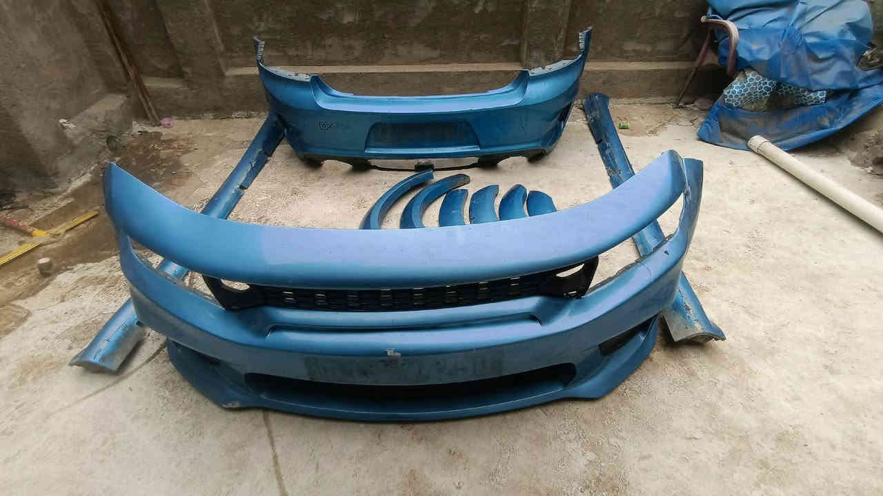 السلام عليكم 

كت وايد بدي جارجر يرهم موديل 2015 الى 2023 كلش نضيف وموضح ب الصور 
سعر 230 يرهم مرارس بكت بدون نفخات وايد بدي فقط
