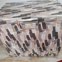 مجمدة 14 قدم شغالة أي نقص مابيها وبلادي أي تصليح مابيها وتجميدها فول ا...