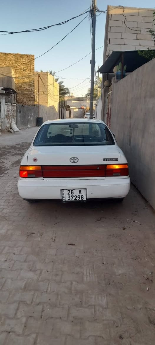 كورلا 91 رقم انكليزي بأسمي مكفوله من الضربه والاصوليات محرك وكير مكفولات حداديه جديده تخم تاير جديد ما عايزة كلشي سياره خير من الله  بس التبريد ميشتغل 
السعر 48 وبيها مجال 
للأتصال ***********
