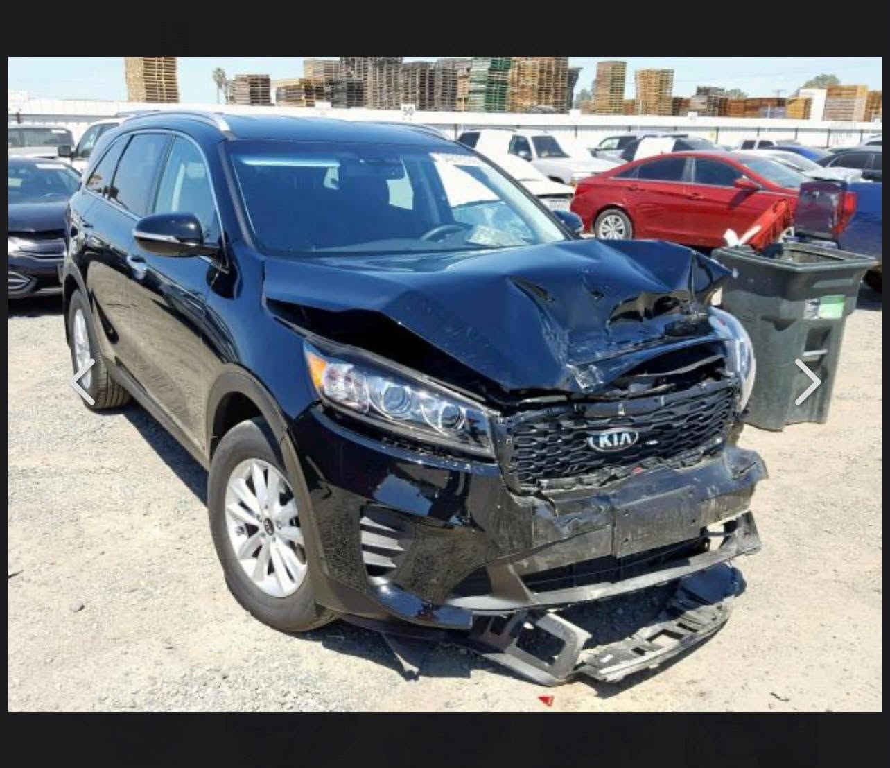 كيا سورنتو موديل موديل ٢٠١٩وارد امريكا حادثها بنيد وجاملغ اليمين تصليح لغد يمين عمية فقط كامرا وحساس خلفي ماشية ٣٣الف ميل سعرها ١٦ الف ١٦٠ ورقة واتساب ***********

