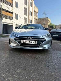 ياالله السلام عليكم للبيع فقط بدون مراوس  النترا  موديل 2020 اللون سلف...